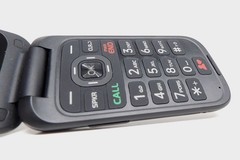 Iris Flip SH3320 3.2″ 8GB Flip Phone (Consumer Cellular) – Works Great – Used