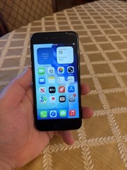 Apple iPhone SE 64GB Black 4.7in A13 Bionic 12MP Visible iOS Phone