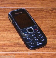 Nokia 2320 – Black (AT&T) 32MB GSM 1.8″ Screen Cellular Phone ONLY **READ**