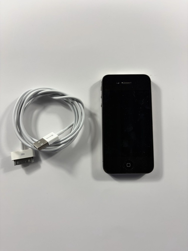 Apple iPhone 4 White/Black 8GB 3G Used phone – Works – Not tested
