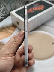 90%N ew Apple iPhone 6s 16/32/64/128GB Factory UNLOCKED(any carrier) working wel