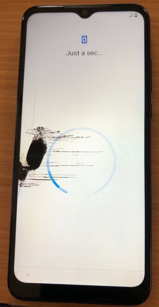 [BROKEN] Motorola MOTO G Play XT2093-1 (Cricket) Gray Smart Phone AS IS