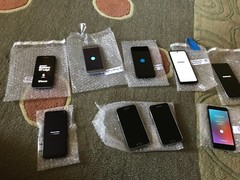 Lot of x9 Samsung motorolla Various models cell phones recovered at the Airport