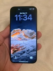 Apple iPhone Silver Smartphone Triple Camera USB-C Wi-Fi Bluetooth iOS Bar Style