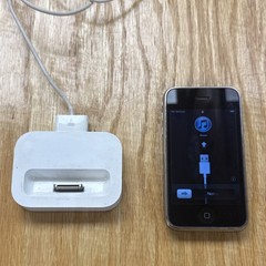 Apple iPhone 3G Black 2.0MP Wi-Fi iOS 3.5in Single SIM Smartphone A1241 AT&T