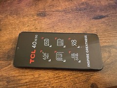 TCL 40 XE 5G, 4GB + 64GB, Verizon Prepaid Smartphone (Starlight Black)