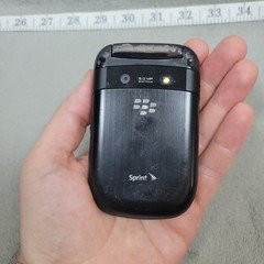 BlackBerry 9670 Flip Phone Smartphone Black Sprint Clamshell QWERTY, New Battery
