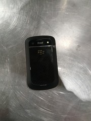 BlackBerry Bold 9900 – 8 GB – Black (Telus) (CA) FOR PARTS ONLY