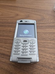 Sony Ericsson P990i 32MB Silver, Collector’s Item, Factory Unlocked 3G SIMFree.
