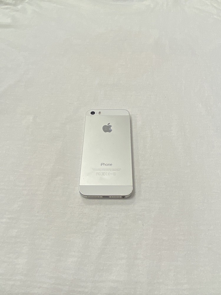 Apple iPhone 5s – 16GB – (Unlocked) For Parts