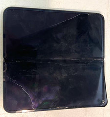 Google Pixel 9 Pro Fold 256 GB – Black Unlocked – Inner Screen Issue