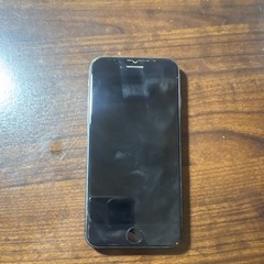 Apple iPhone 7 Black 12MP Camera 4.7in Screen Smartphone *DOES NOT TURN ON*