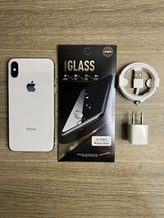 Apple iPhone X – 64GB – Silver (Unlocked) A1865 (CDMA + GSM)