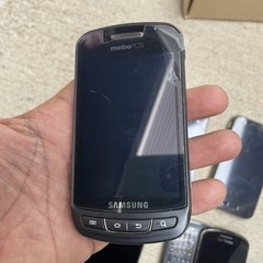 Lot Of Samsung Galaxy S2 II SGH-T989 Plus Miscellaneous Phones And Random Parts