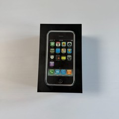 Apple iPhone 1st 8GB Black w/Original Box Accessories iOS 1.1.4 A1203 Tested