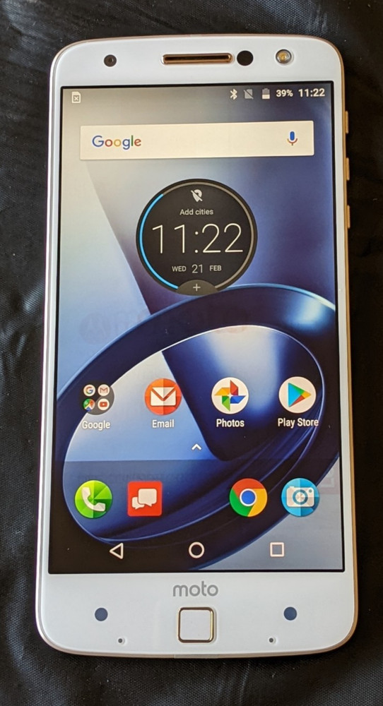 Moto Z Droid XT1650 32GB White/Gold (Verizon) – Light Burn – Excellent A+ – 7271