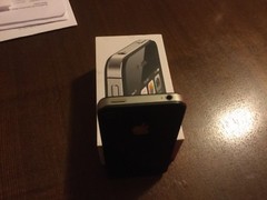 Apple iPhone 4s – 8GB – Black (Verizon) A1387 (CDMA + GSM)