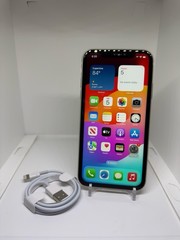 Apple iPhone 11 128GB in White for Boost – Excellent Condition!