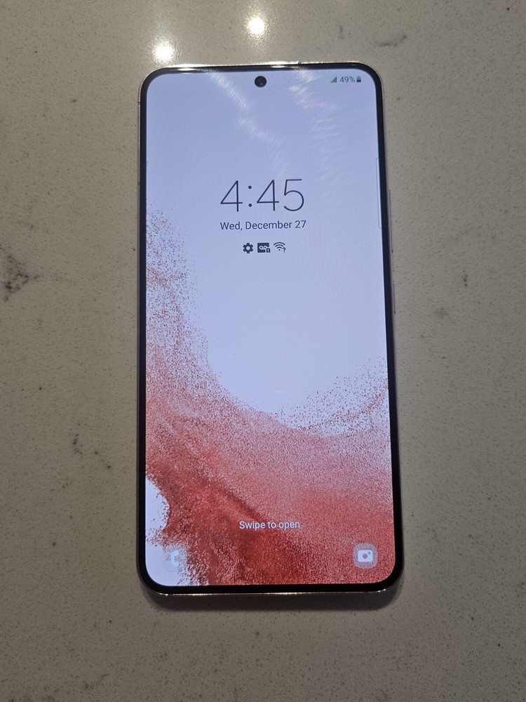 Samsung Galaxy S22 SM-S901U – 256GB – Pink Gold (Unlocked)