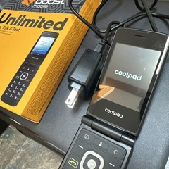 BOOST MOBILE Black Coolpad SNAP Flip Phone – 4G LTE