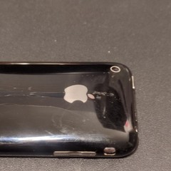Apple iPhone 3G 8GB Black GSM 3.5in 2MP Wi-Fi GPS Bluetooth A1241