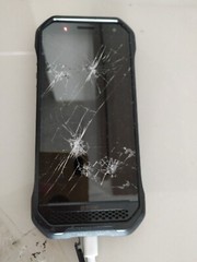 Kyocera DuraForce Ultra 5G E7110 Verizon Rugged 128GB 5.5″ Smartphone For parts