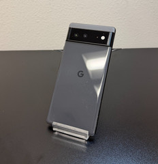 Google Pixel 6a – 128GB – Charcoal (Untested | For Parts) Broken LCD