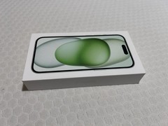 iPhone 15 Green- **Box