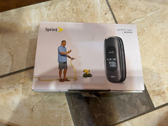 Sanyo Vero Vero – Black (Sprint) Cellular Phone Powers on