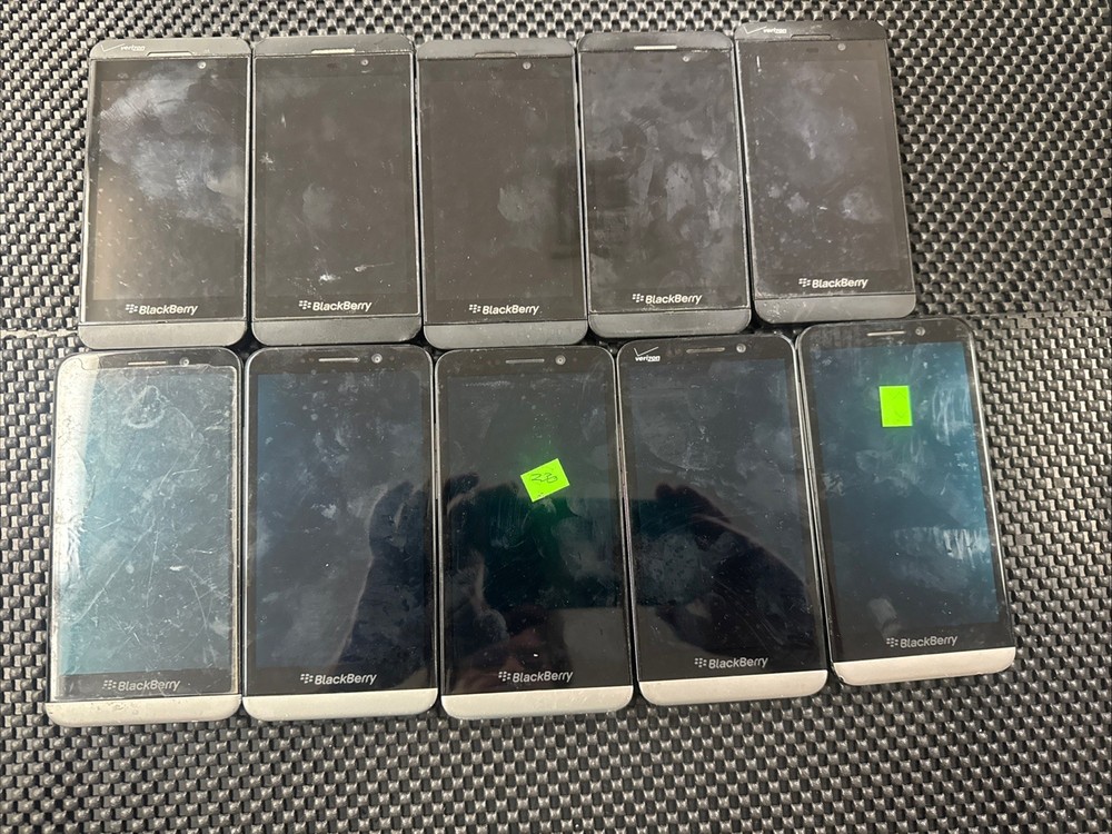 Lot Of 10 Blackberry Cell Phones Five Z10 And five Z30 For Parts Or Repairs C55