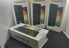 New UNLOCKED Samsung Galaxy A52 5G A526U1 Sealed Box Any GSM Carrier WORLDWIDE