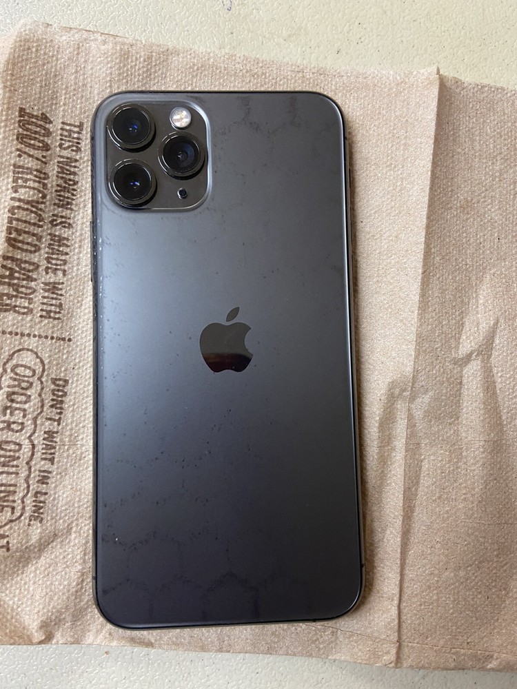 Apple iPhone 11 Pro – 64GB – Space Gray (AT&T) A2160 (CDMA + GSM)