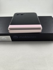 Motorola Razr 2025 Xt2553-5 256gb parfait pink cricket