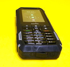 SONIM XP5s XP5800 BELL UNLOCKED DUAL SIMCARD CELL PHONE 4G LTE TELUS ROGERS FIDO