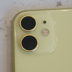 Apple iPhone 11 – 128 GB – Yellow (Unlocked) Clean Esn