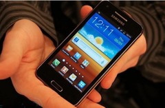 Samsung I8530 Galaxy Beam Phone 768MB RAM 8GB ROM with Built-in Projector