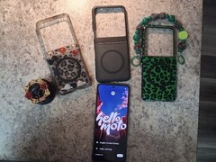 motorola razr 2025 Straight Talk