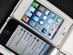 Apple iPhone 4s 8/16/32/64GB Black/White UNLOCKED – Working Grade