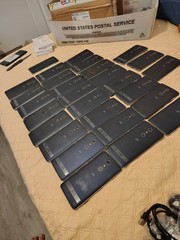 Android Smartphone Lot 28 Unlocked 32GB (Please read the description below )👇👇