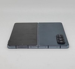 Samsung Galaxy Z Fold4 – 256 GB – (Unlocked) SM-F936U – Gray Green