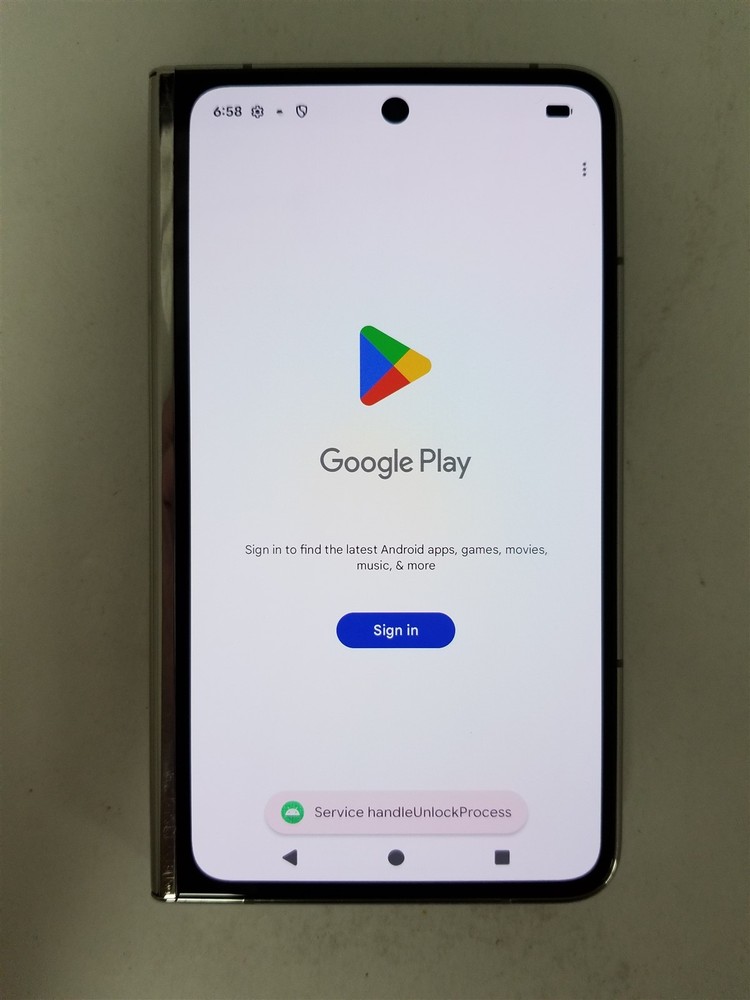 Google Pixel Fold 256GB Porcelian G9FPL (Unlocked) Damaged zD2759