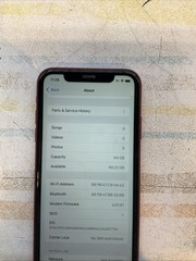 Apple iPhone 11 – 64 GB – (PRODUCT)RED (Unlocked) BH 70%