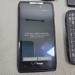 Lot of 5 Android Phones LG Motorola Samsung FOR PARTS READ Untested