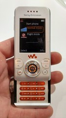 1483.Sony Ericsson W580 Very Rare – For Collectors – Unlocked