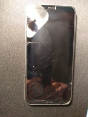 LG-US700 Q6 32GB 3GB RAM Smartphone