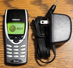 Nokia 8260 – Gray and Black ( AT&T ) Very Rare Cellular TDMA Phone – Bundled