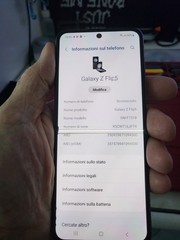 Samsung Galaxy Z Flip5 SM-F731B – 256GB – Graphite (Spare Parts)