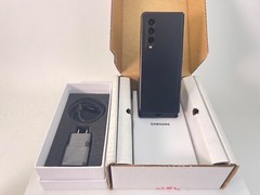Samsung Galaxy Z Fold3 5G SM-F926U – 256GB – Phantom Black (Factory Unlocked)