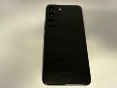 Samsung Galaxy S22 5G SM-S901U 128GB 8GB Unlocked Black – Light Shadow on Screen