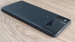 Original Google Pixel 2 Unlocked 64/128 GB Random Color Reboxed With Accessories
